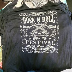 Hot topic rock and roll shirt, large,